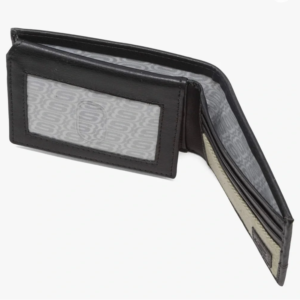 Skechers Passcase Tan/Wallet